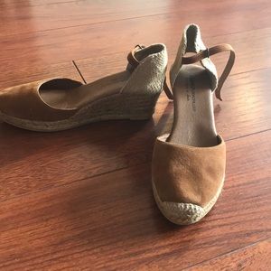 Women’s, size 39, brown suede 2.5’ espadrille